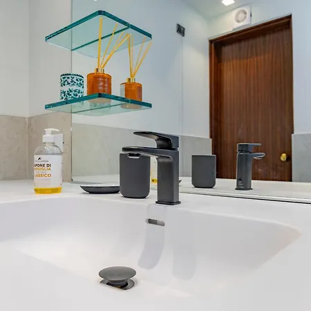 Rialto Prestige Eleganza E Comfort Nel Cuore Di Apartment