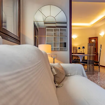 Rialto Prestige Eleganza E Comfort Nel Cuore Di Apartment